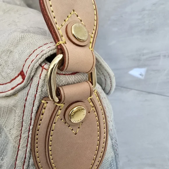 🔥Louis Vuitton Denim and Red Ombre Bag - Picture 7 of 13